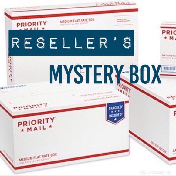 Vintage Other - Vintage Reseller Mystery 5-10+ Item Unisex Box